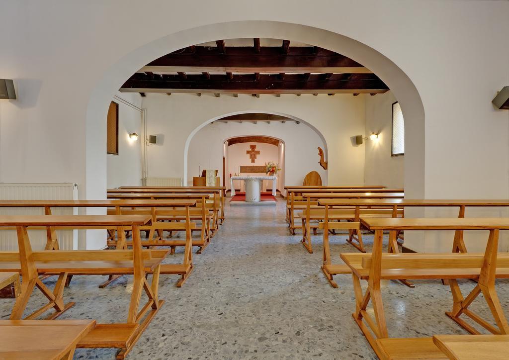 The Church Village Rome Extérieur photo